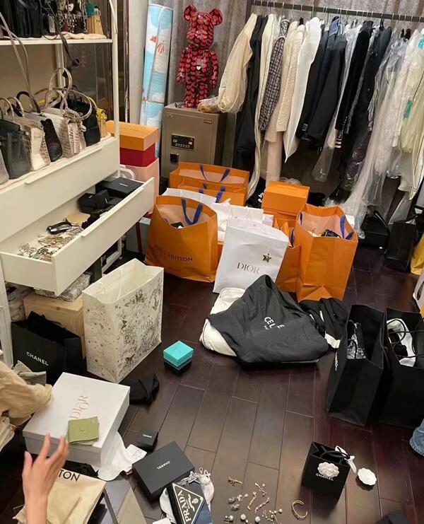 遵义市正安回收顶奢鞋服
