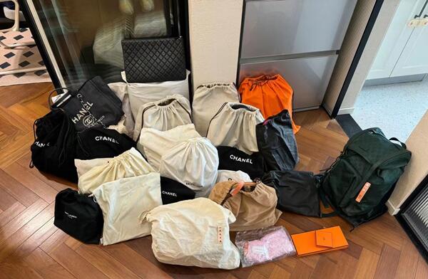 遵义市正安回收奢侈品衣服.jpg